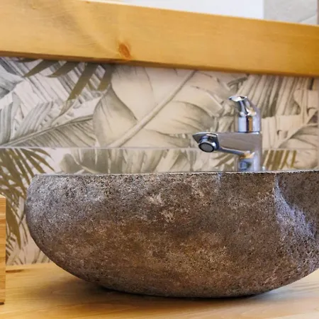Raphael W Jacuzzi Near Pirin Golf *
